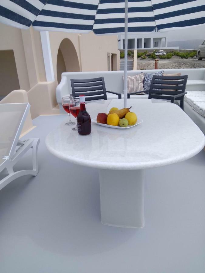 Santa Rinoula Suites Sea Sunset Views Adults Only Megalochori  Ngoại thất bức ảnh