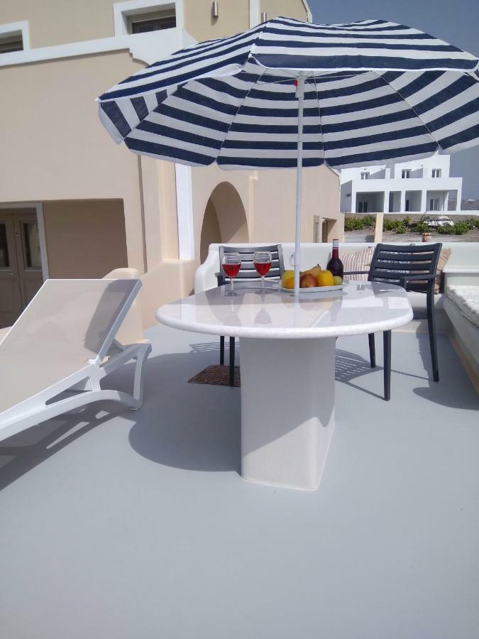 Santa Rinoula Suites Sea Sunset Views Adults Only Megalochori  Ngoại thất bức ảnh
